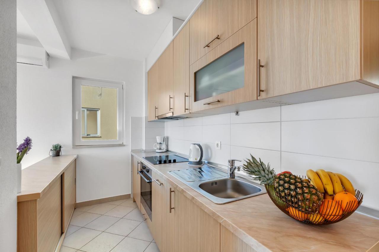Apartments Santric - The Hill Makarska Exterior photo